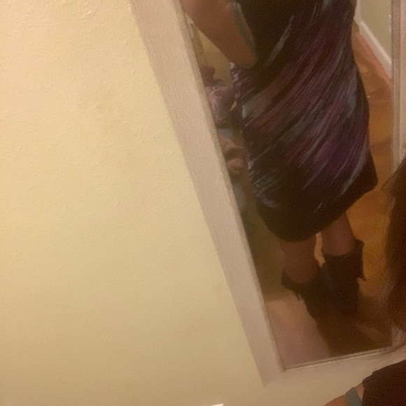 NEW LISTING‼️EXPRESS Shift Dress - Picture 3 of 13